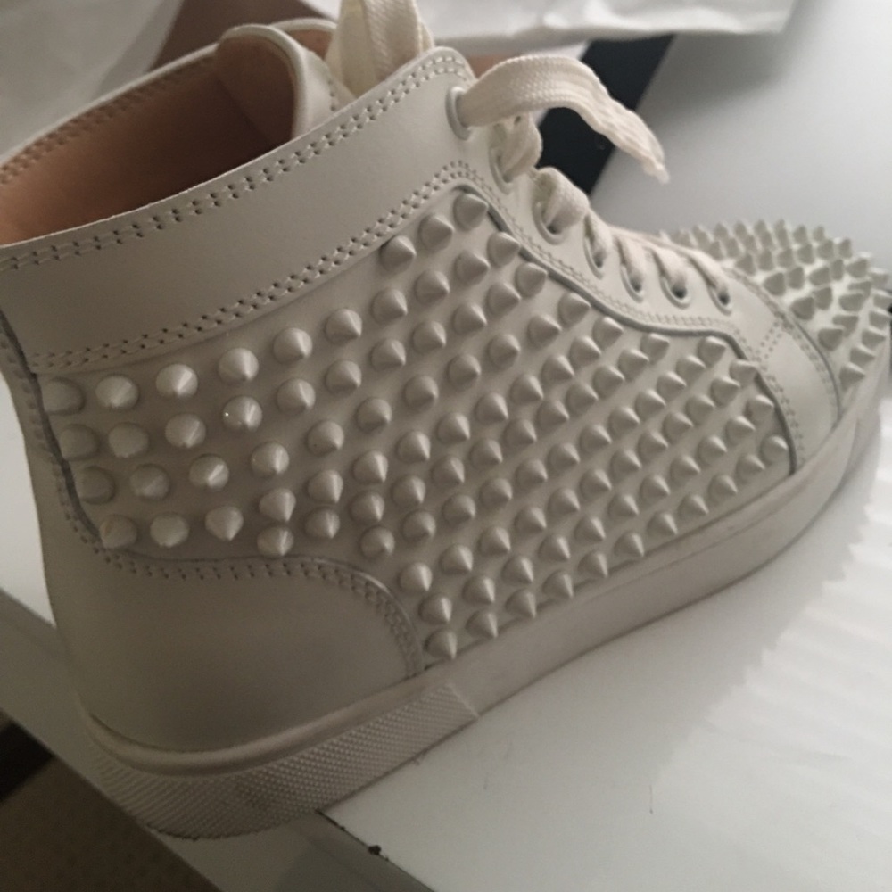 Christian Louboutin Sneakers | Louis Spikes Flat - Picture 9 of 16